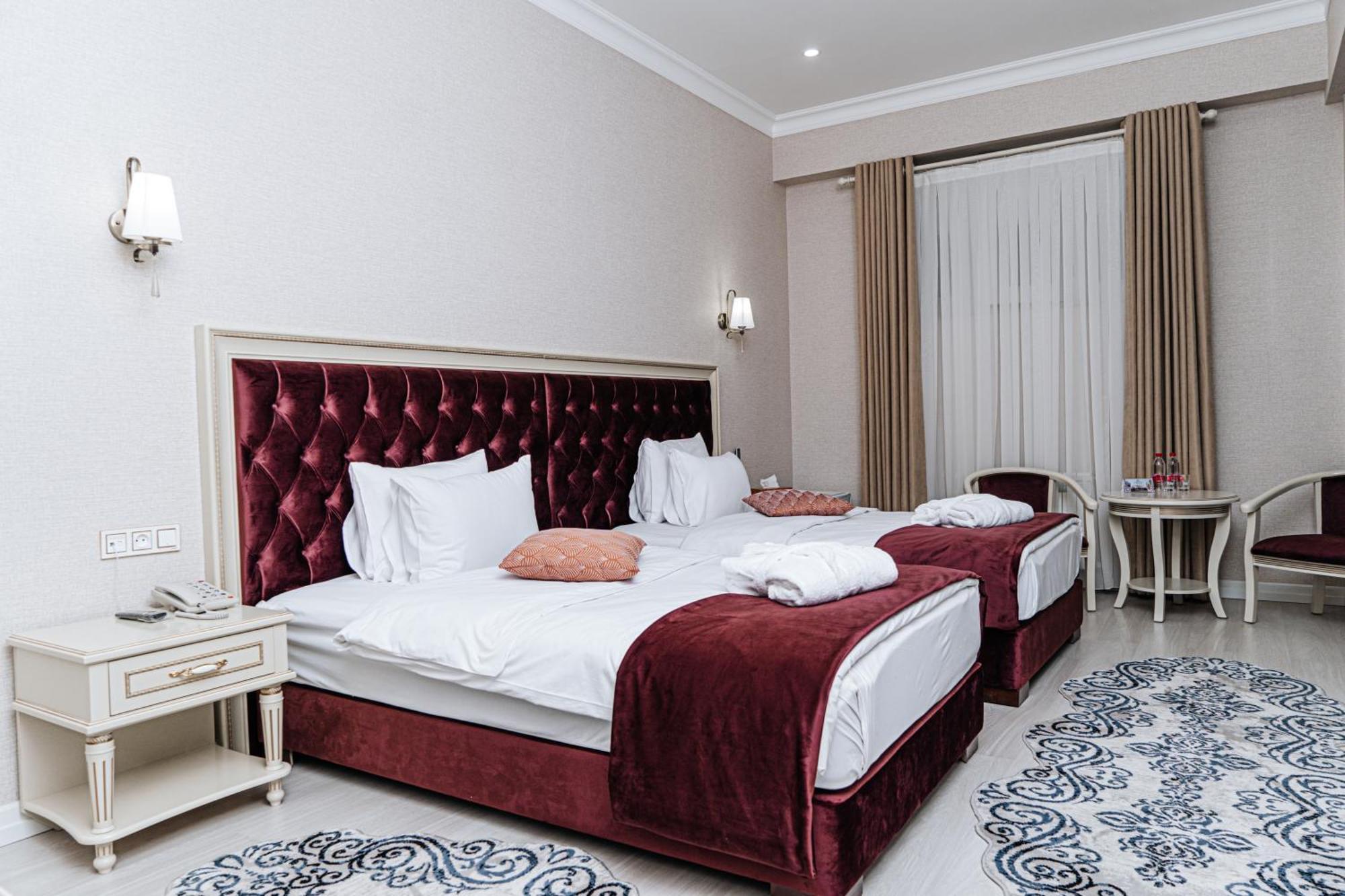 Al Madina Hotel Samarkand Esterno foto