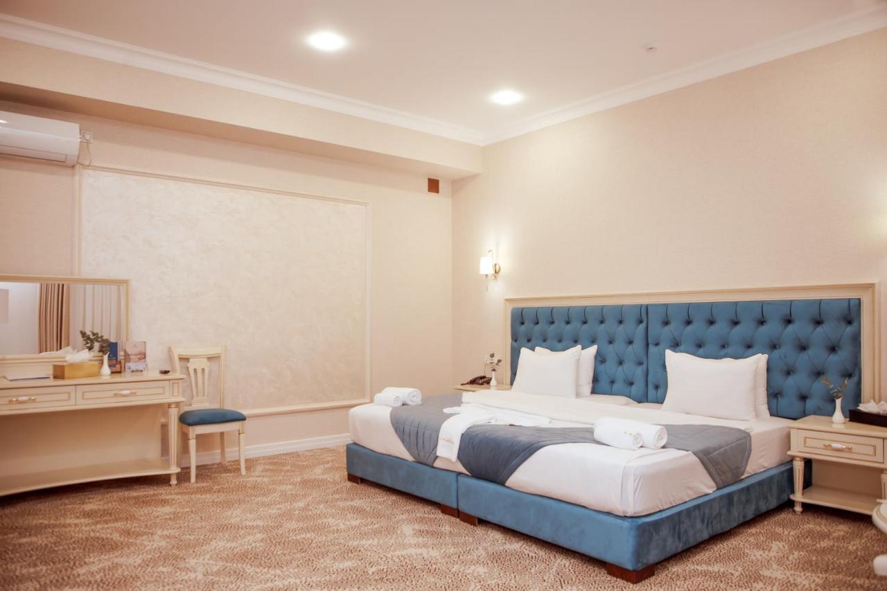Al Madina Hotel Samarkand Esterno foto
