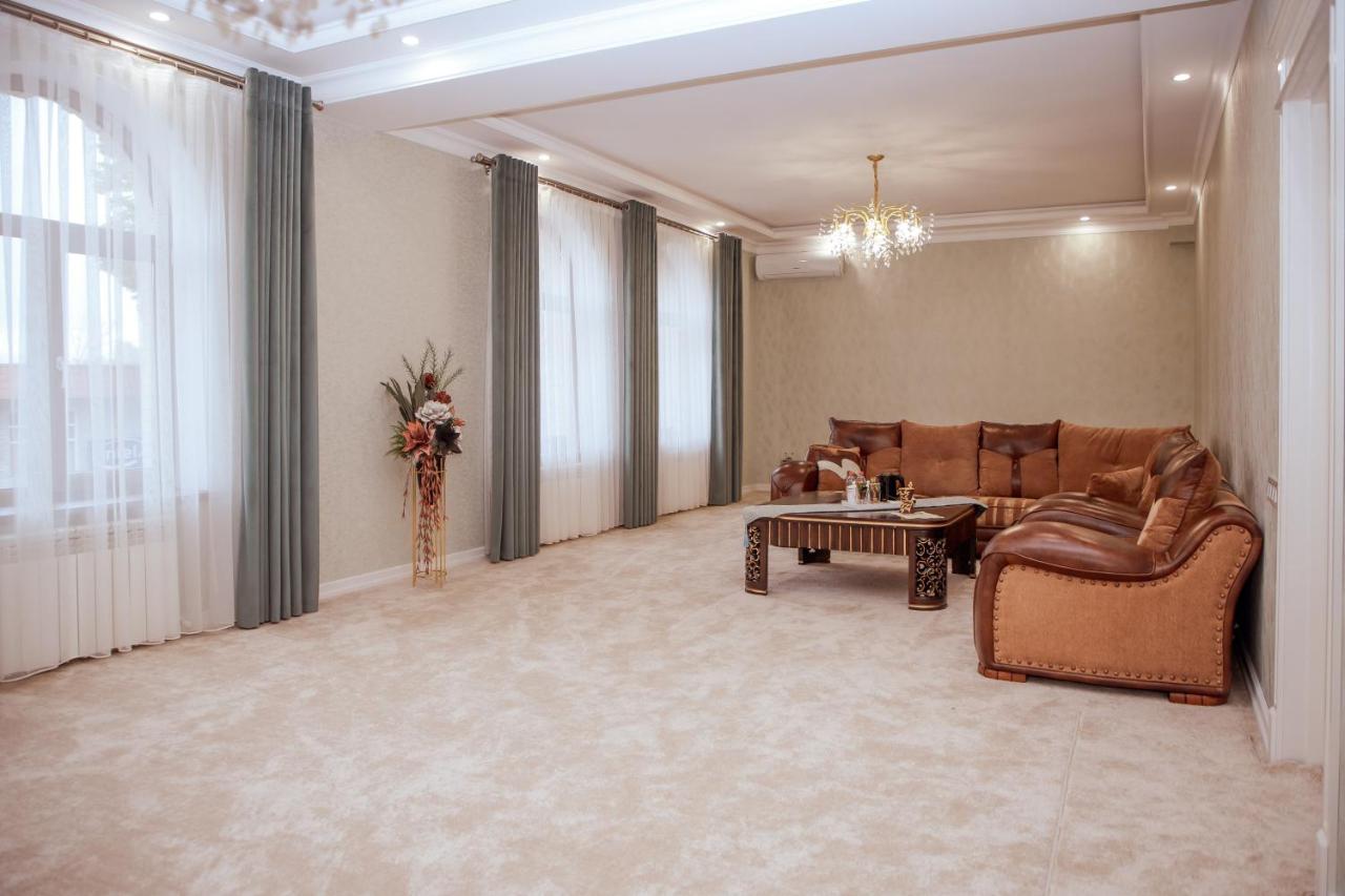 Al Madina Hotel Samarkand Esterno foto