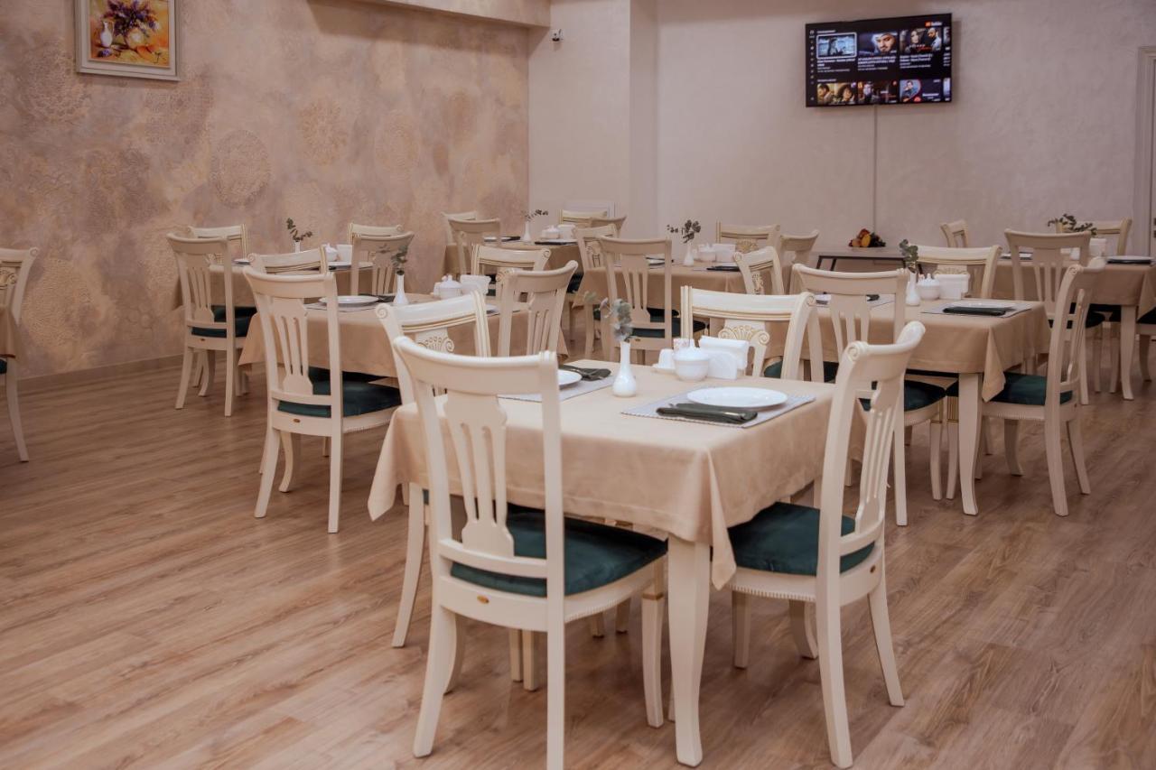 Al Madina Hotel Samarkand Esterno foto