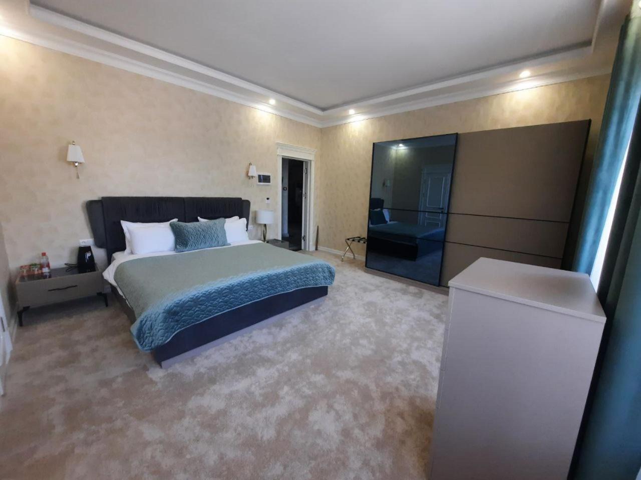 Al Madina Hotel Samarkand Esterno foto